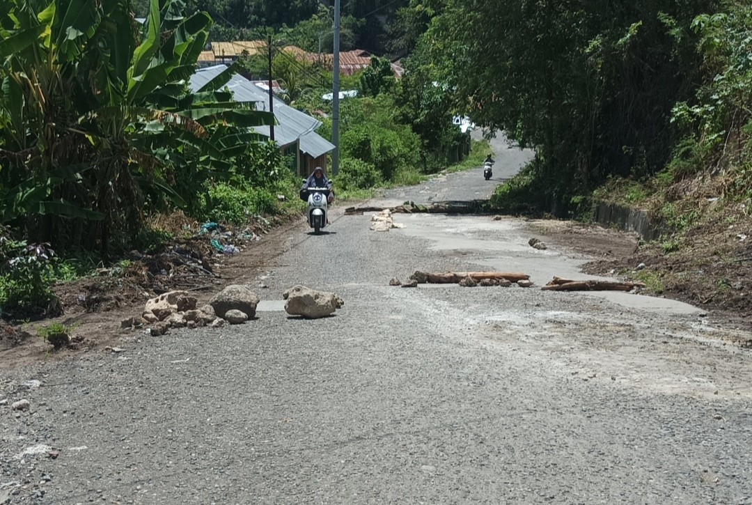 Saat Warga Lebih Cepat dari PUPR