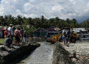 Muara Tersumbat Sebulan, Warga Longkoga Barat Bergerak Sendiri: PUPR Tidur?