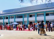 Kebaya Runway Meriahkan Halal Bihalal di SMKN 1 Luwuk, Siswa Tampil Percaya Diri