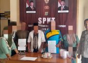 Ditanya Beli Parang, Pria Ini Malah Kejar Rekannya