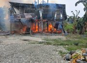 Rumah Panggung di Batui Ludes Terbakar
