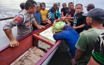 Warga Kintom Ditemukan Tewas di Atas Perahu