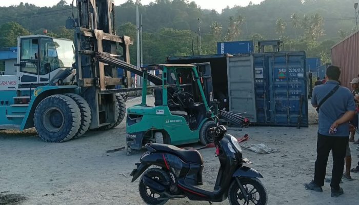 Besi Beton Putus, Pekerja Tewas di Pelabuhan Tangkiang