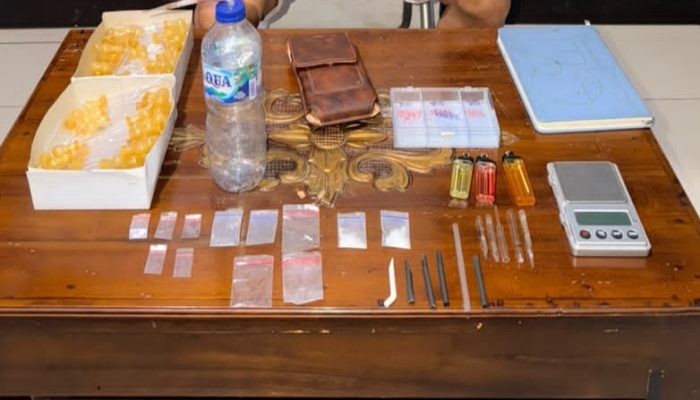 Dua Paket Sabu dan Timbangan Digital Disita