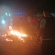 Protes Listrik Padam, Warga Bakar Ban dan Tutup Jalan