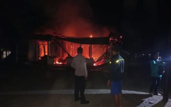 Rumah Lansia Ludes Terbakar, Kerugian Capai Rp400 Juta